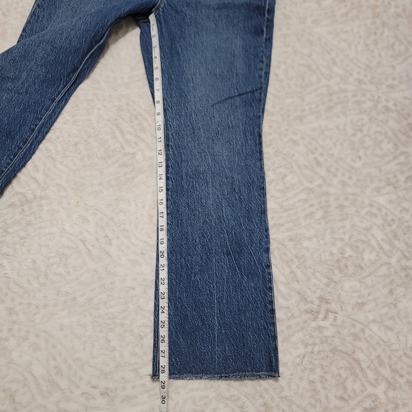 J. Crew Women's Full Length Demi-Boot Raw Hem Size 29 Kamari Wash Jeans - Picture 10 of 15